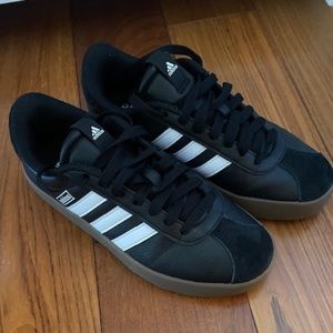 Women's VL Court 3.0 Casual Sneakers  Size US 6.5